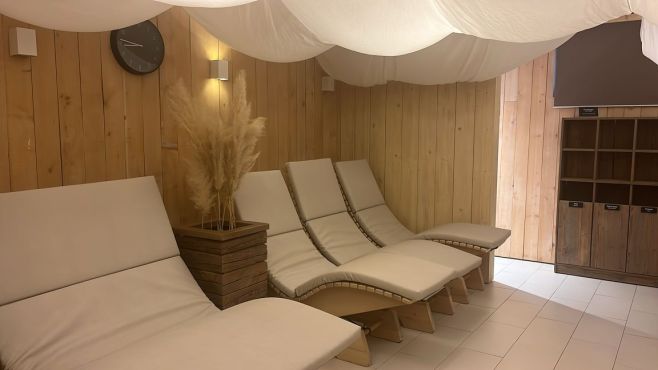 Hotová realizace polstrů pro @infinit_step. Vybrali jsme odolnou a esteticky krásnou koženku, která výborně odolává oděru...